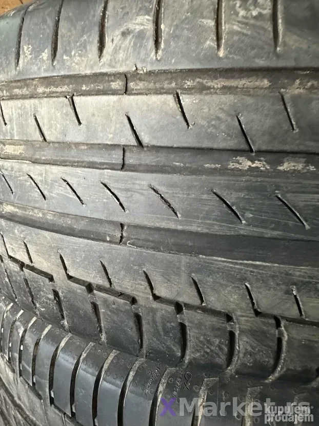 Continental 225 55 19r