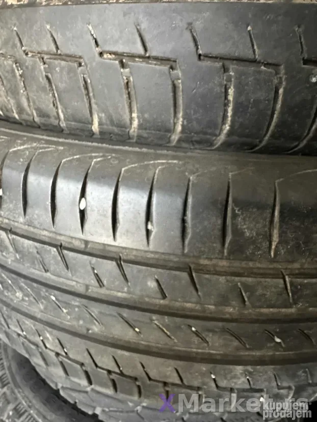 Continental 225 55 19r