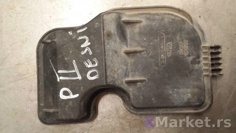 Fiat Punto 2 poklopac prednjeg desnog fara