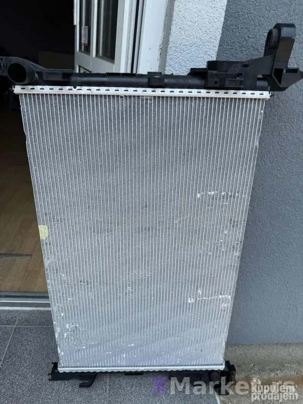 hladnjak vode Trafic 1,6dci