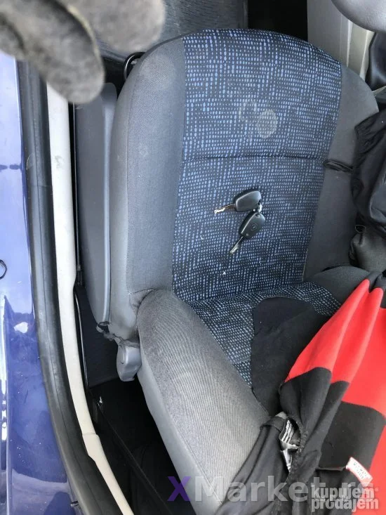 KOMPLETAN TWINGO 2002 - 2018