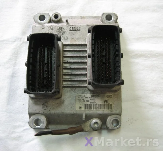 Motorni kompjuter Bosch 0261206075