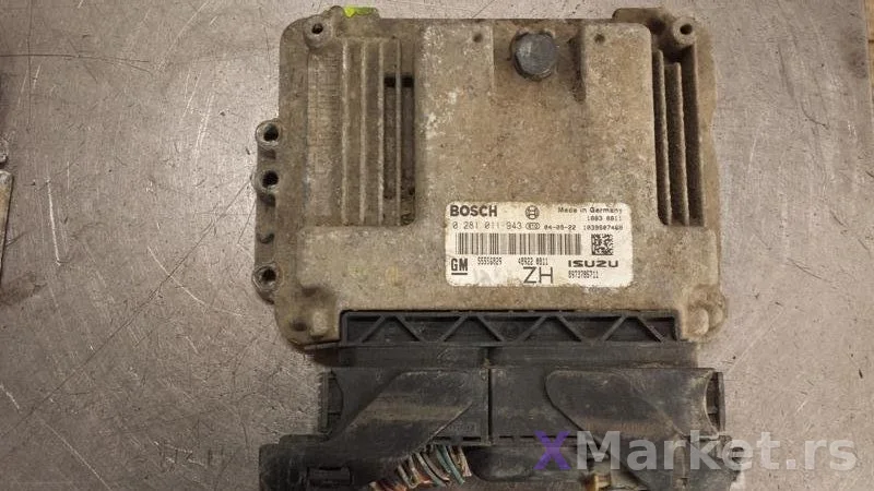 Motorni kompjuter Opel Astra H 1.7CDTI  oe. 55556829 ZH