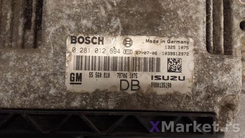 Motorni kompjuter Opel Astra H 1.7CDTI  oe. 55560810 DB