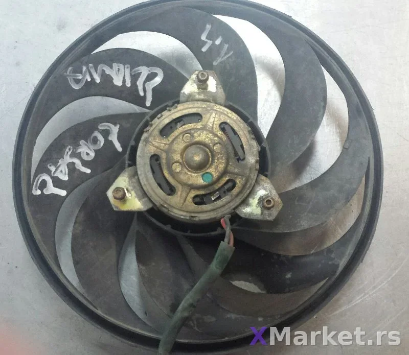 Opel Corsa C ventilator hladnjaka klime