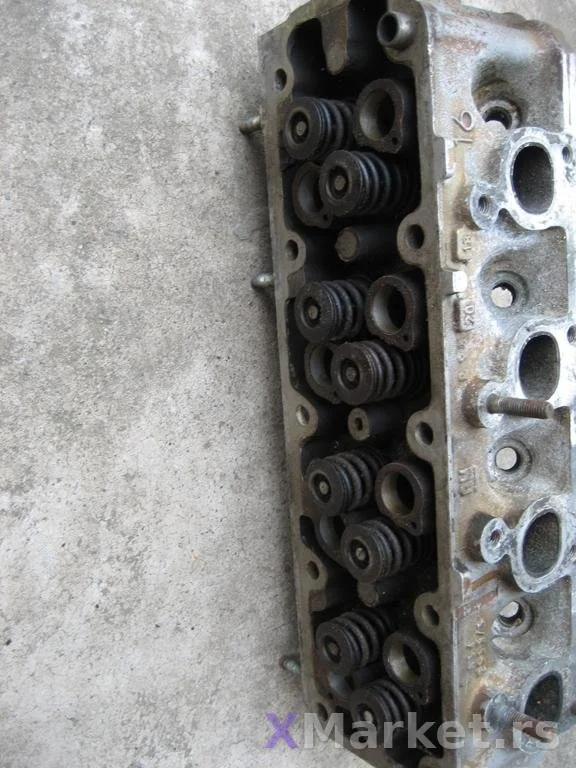 Opel Kaddet E 1.6 glava motora