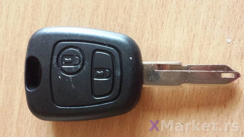 Peugeot 106,  206 kuciste kljuca , stari tip