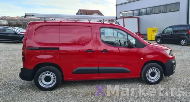 peugeot partner 1,5hdi 2020god