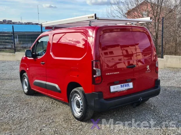 peugeot partner 1,5hdi 2020god