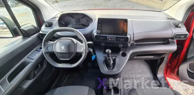 peugeot partner 1,5hdi 2020god