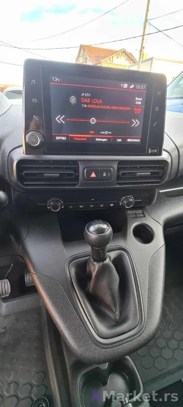 peugeot partner 1,5hdi 2020god