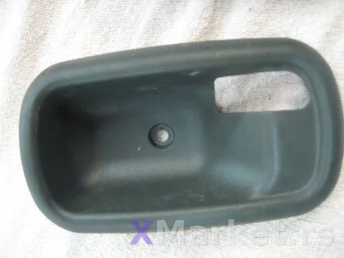 Plastika unutrasnje kvake Fiat punto 1