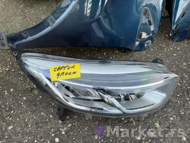 prednji deo Renault reno Captur hauba krila farovi branik