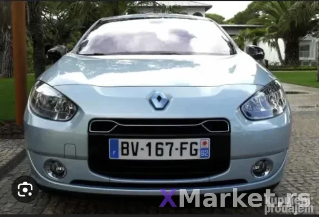 prednjica prednji deo Renault Reno Fluence