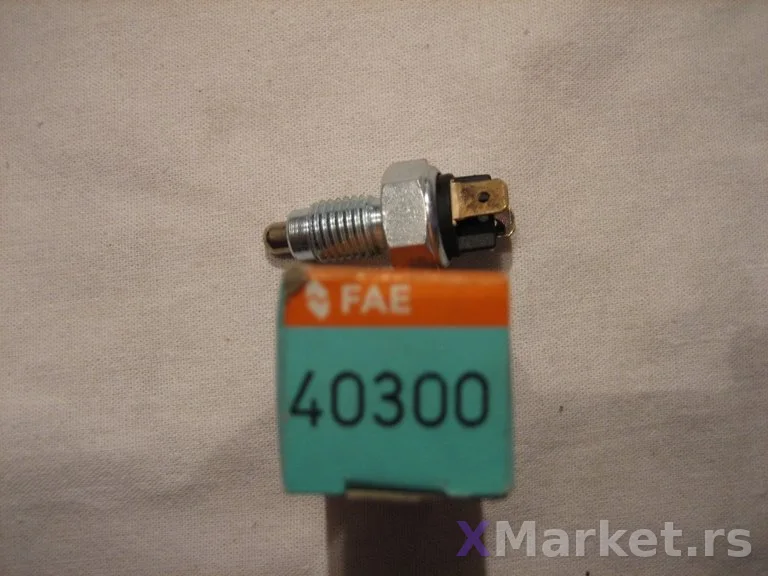 Prekidac rikverc svetla Fae 40300
