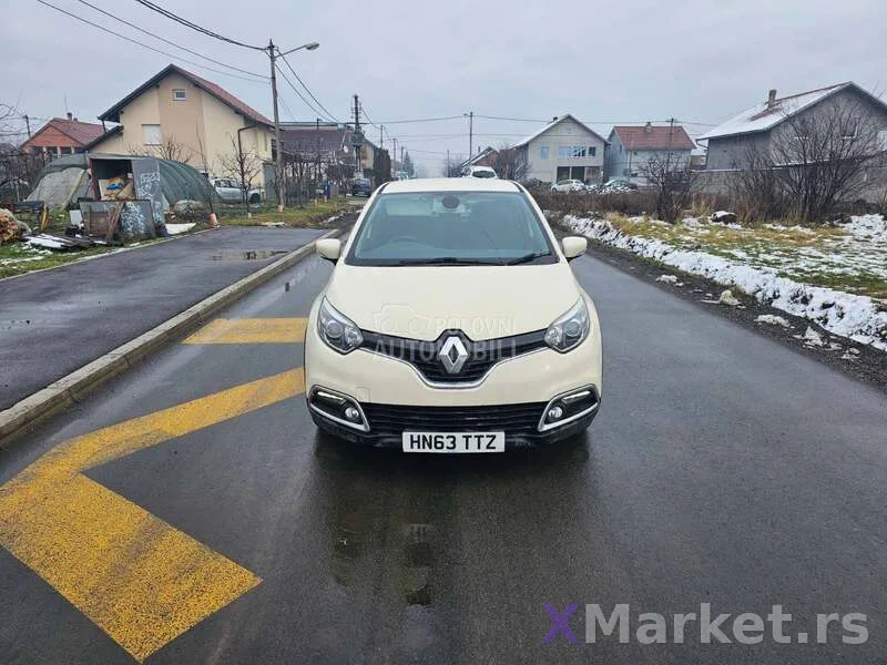 Renault Captur 2015. god. - kompletan auto u delovima 2015. godište