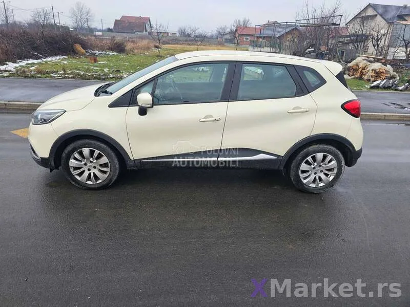 Renault Captur 2015. god. - kompletan auto u delovima 2015. godište