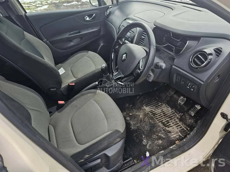 Renault Captur 2015. god. - kompletan auto u delovima 2015. godište