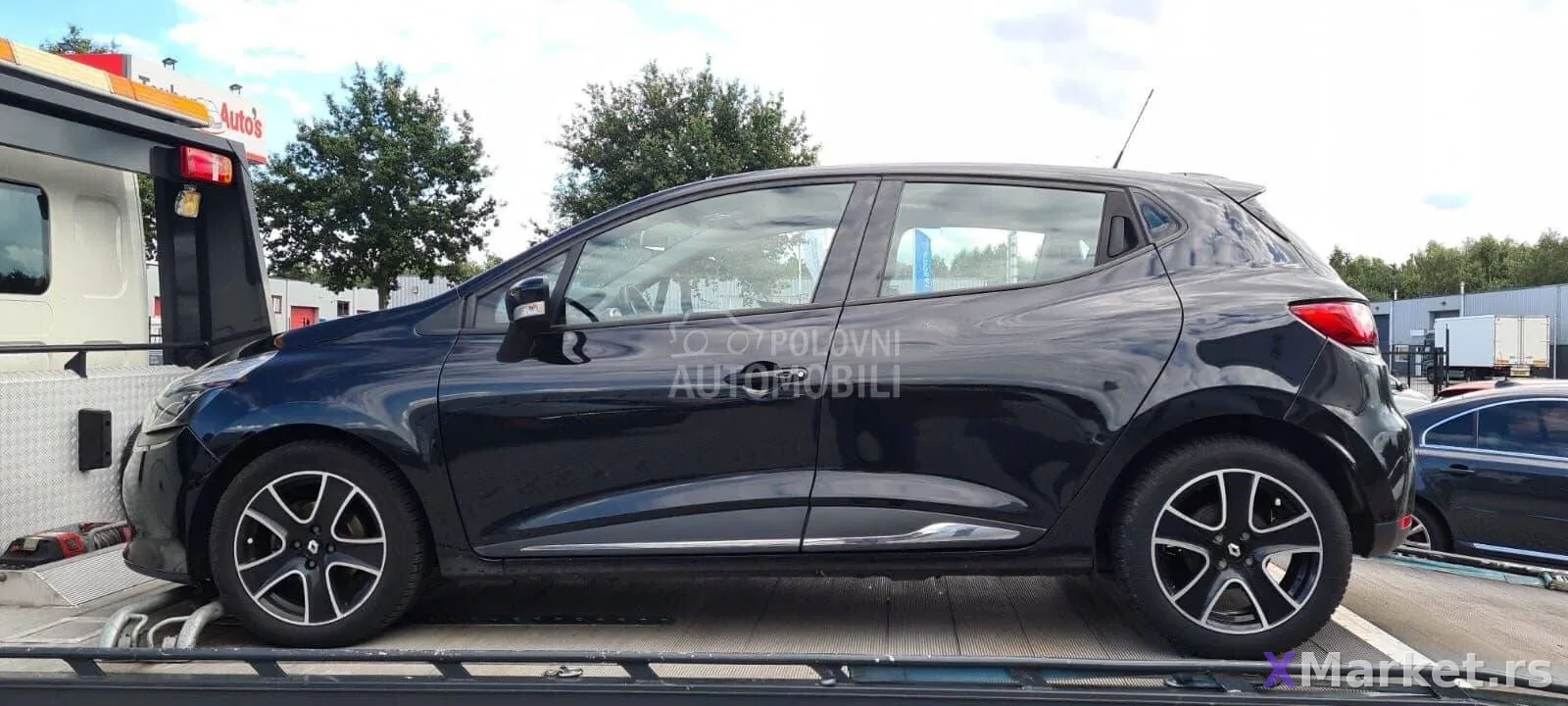 Renault Clio 2015. god. - kompletan auto u delovima 2015. godište