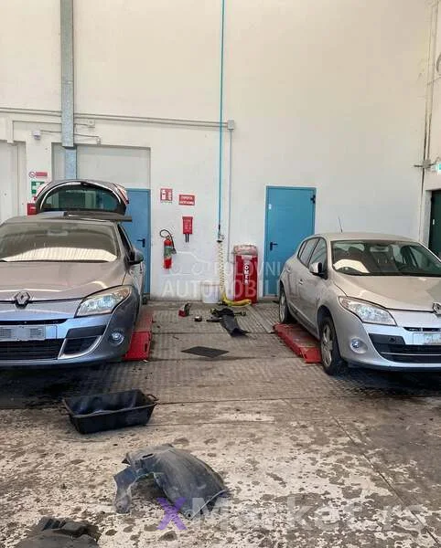 Renault Megane megan 2010. god. - kompletan auto u delovima 2010. godište