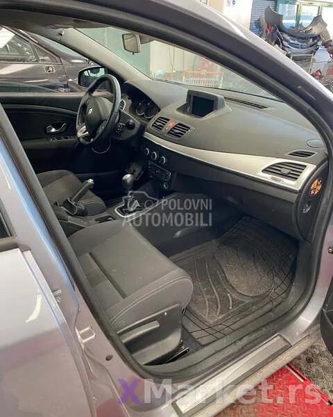 Renault Megane megan 2010. god. - kompletan auto u delovima 2010. godište