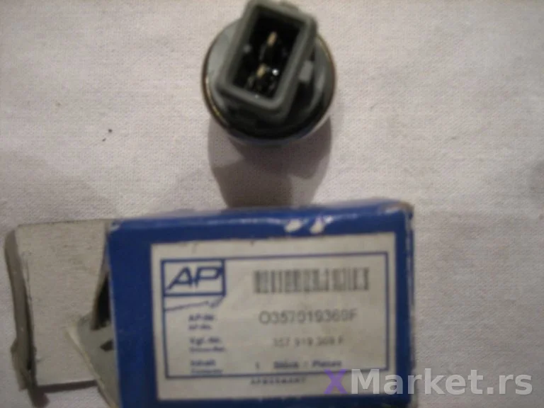 Senzor temperature motora 357919369F