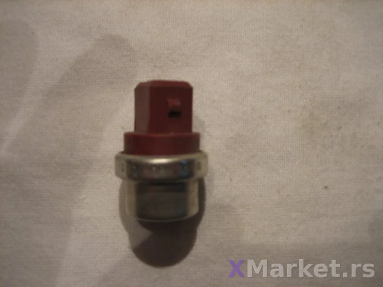 Senzor temperature motora  T4