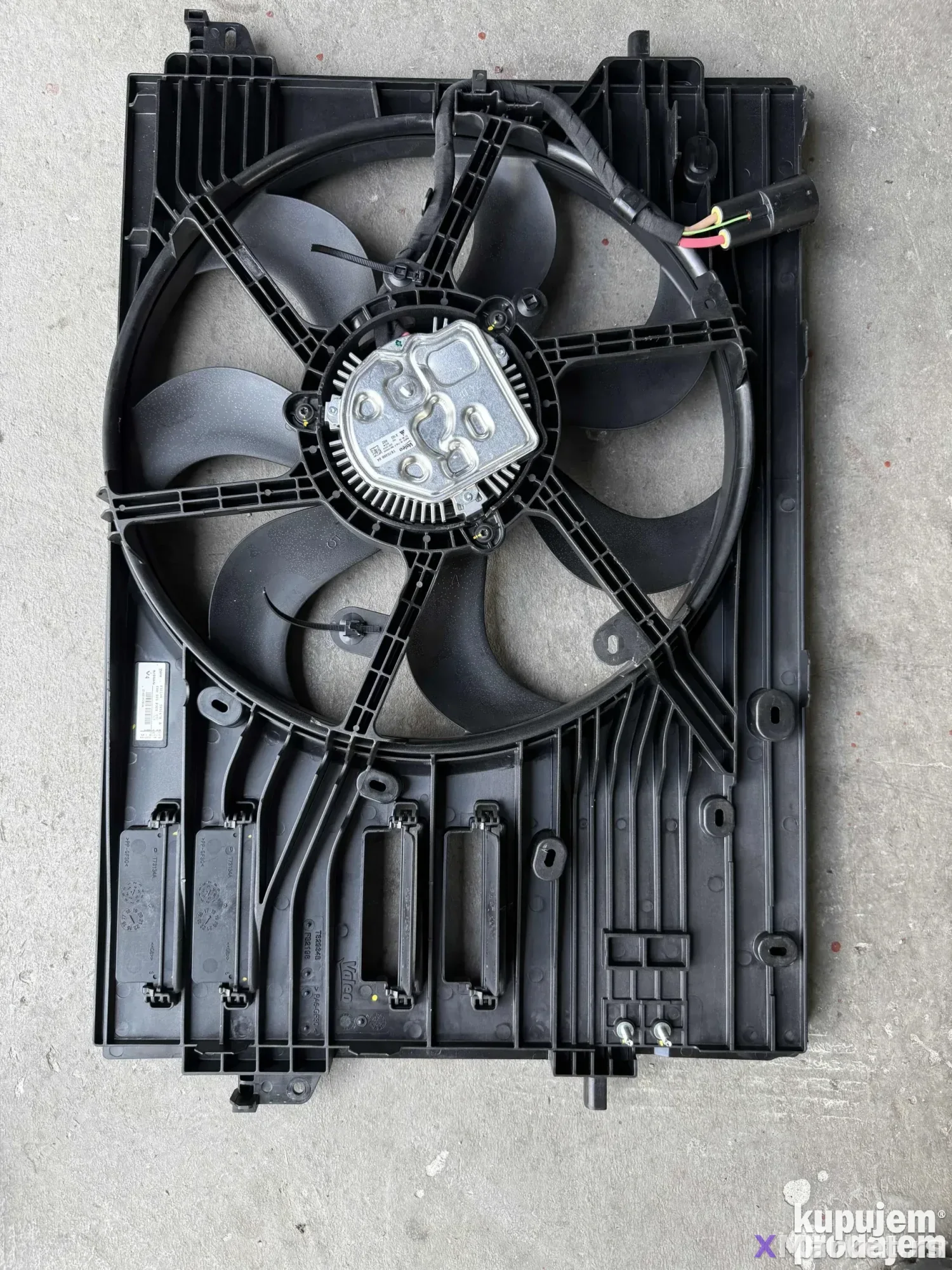 ventilator hladnjaka za Renault i Nissan 21481HV80A